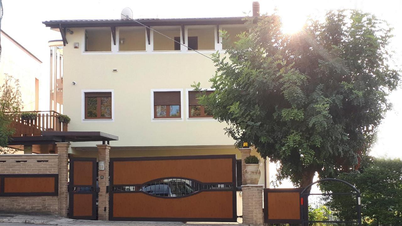 Apartamento Soada Cappelle sul Tavo Exterior foto